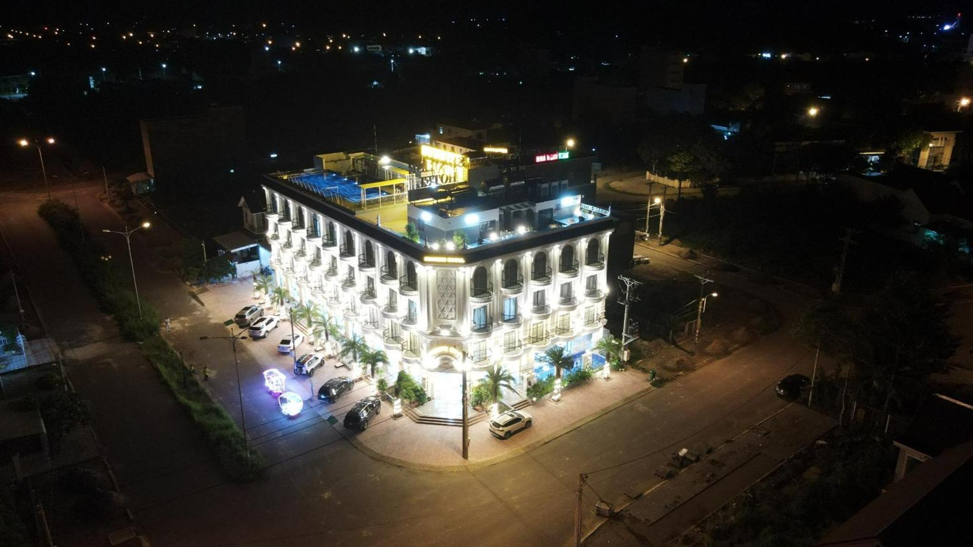 Sunrise Hotel Hà Tiên Exteriör bild
